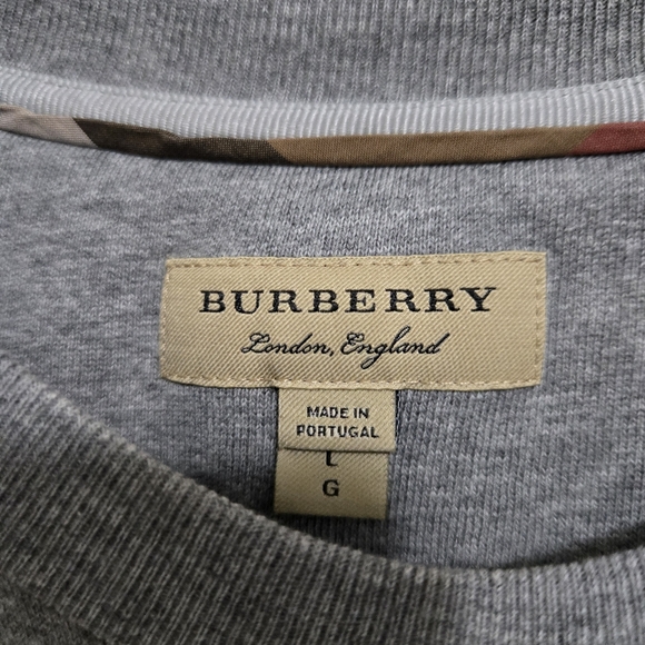 Burberry Ruffle Sleeve Sweatshirt - Picture 4 of 5